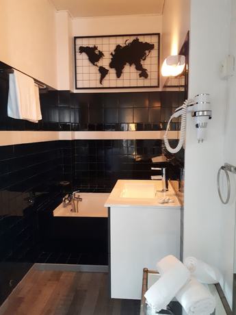 Imagen de la habitación del Hotel Marengo. Foto 12