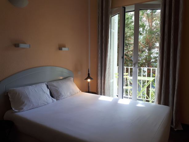 Imagen de la habitación del Hotel Marengo. Foto 13