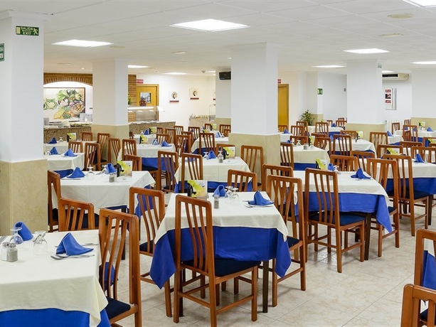 Imagen del bar/restaurante del Hotel Mareny. Foto 6