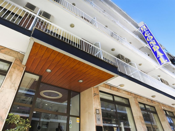 Imagen de los exteriores del Hotel Mareny. Foto 15