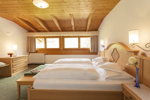 Imagen de la habitación del Hotel Mareo Dolomites. Foto 5