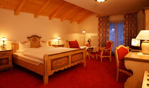 Imagen de la habitación del Hotel Mareo Dolomites. Foto 9