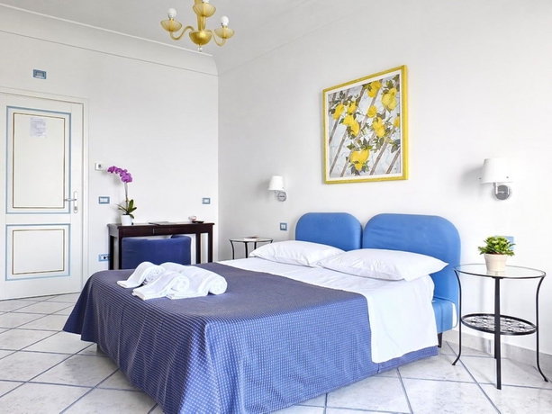 Imagen de la habitación del Hotel Maresca Praiano. Foto 11