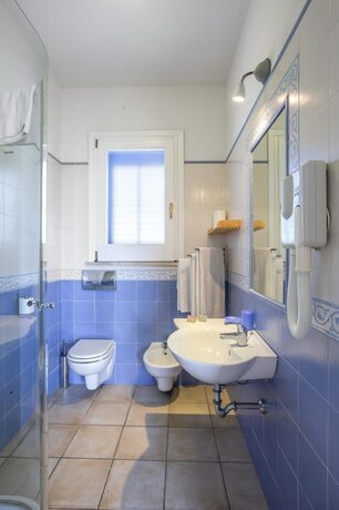 Imagen de la habitación del Hotel Marettimo Residence. Foto 19