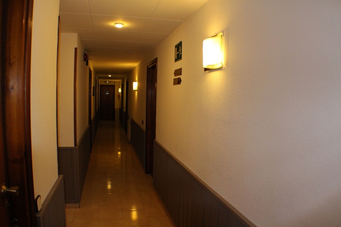 Imagen de la habitación del Hotel Marfany. Foto 3