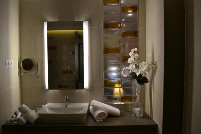 Imagen general del Hotel Marfil. Foto 3