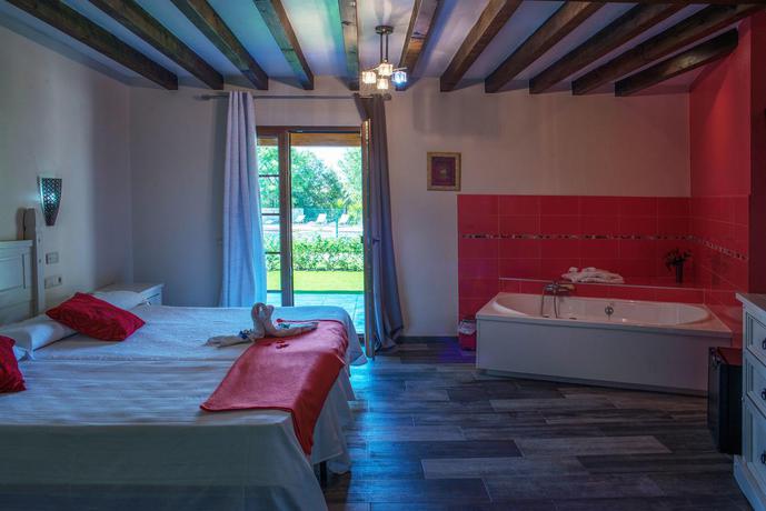 Imagen de la habitación del Hotel Marfrei. Foto 3