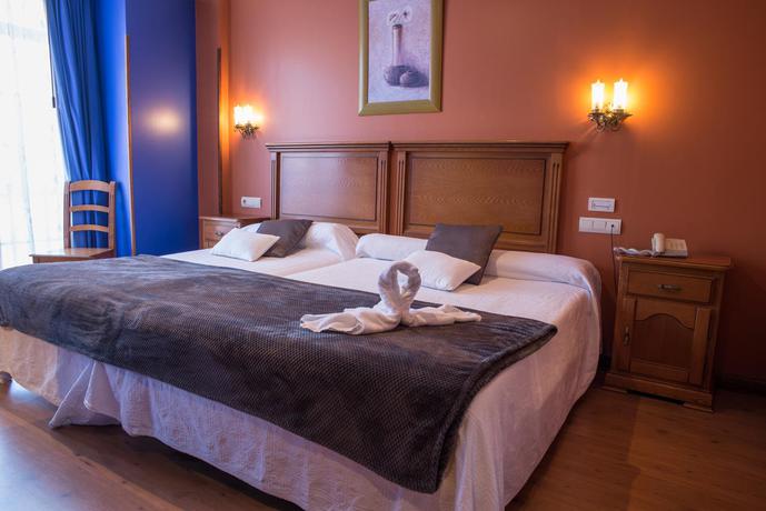 Imagen de la habitación del Hotel Marfrei. Foto 4