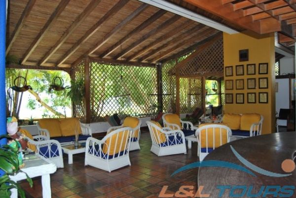 Imagen del bar/restaurante del Hotel Margabella Suites. Foto 2