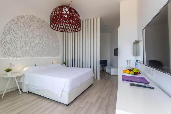 Imagen de la habitación del Hotel Margadina Lounge, Ayia Napa. Foto 9