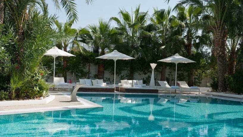 Imagen de la piscina del Hotel Margadina Lounge. Foto 15