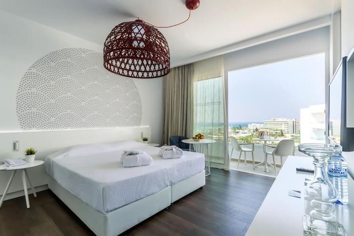 Imagen de la habitación del Hotel Margadina Lounge. Foto 12