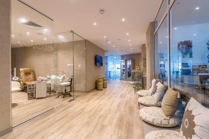 Imagen de la piscina del Hotel Margadina Lounge. Foto 17