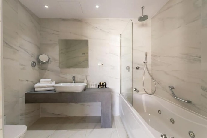 Imagen de la habitación del Hotel Margadina Lounge. Foto 13