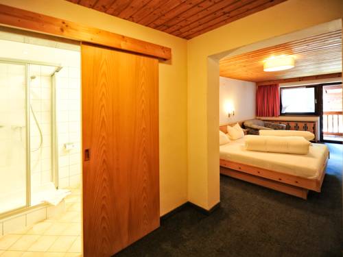 Imagen de la habitación del Hotel Margarete Maultasch. Foto 8