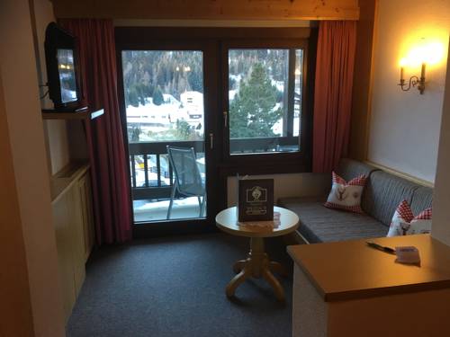 Imagen de la habitación del Hotel Margarete Maultasch. Foto 13