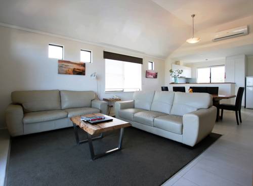 Imagen de la habitación del Hotel Margarets Beach Resort. Foto 4
