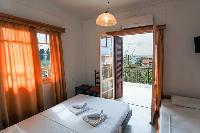 Imagen de la habitación del Hotel Margarita Apartments. Foto 19