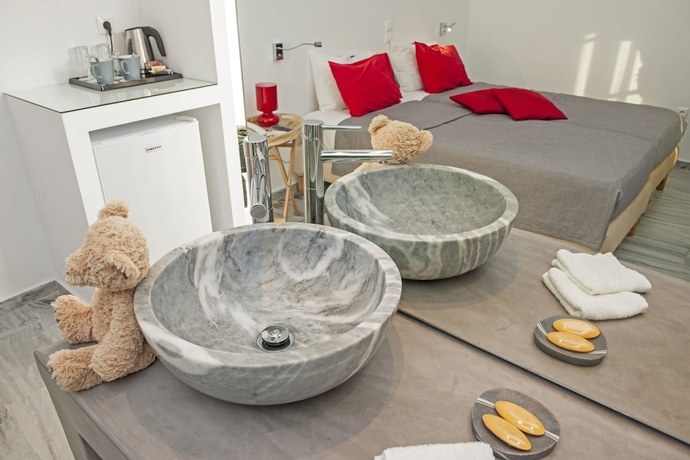 Imagen de la habitación del Hotel Margarita Studios Ambelas. Foto 2