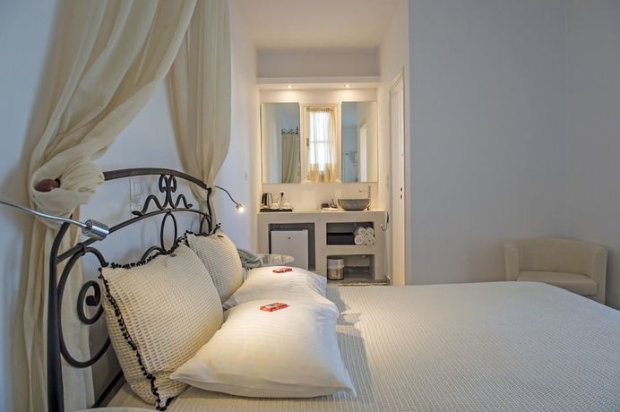 Imagen de la habitación del Hotel Margarita Studios Ambelas. Foto 4