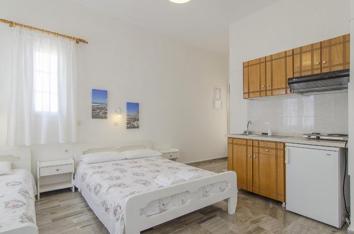 Imagen general del Hotel Margarita Studios, Santorini. Foto 4