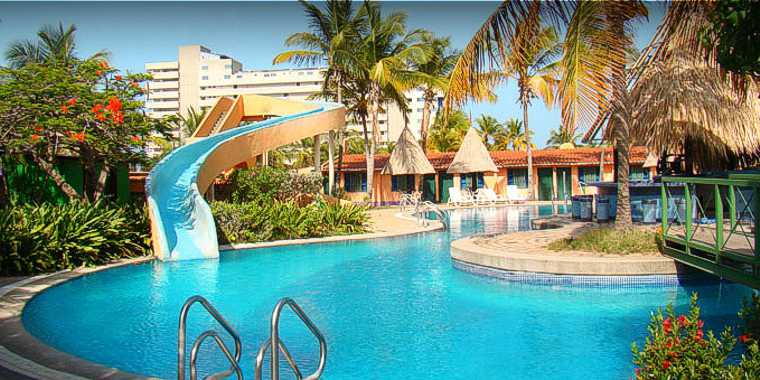 Imagen de la piscina del Hotel Margarita Villages. Foto 6