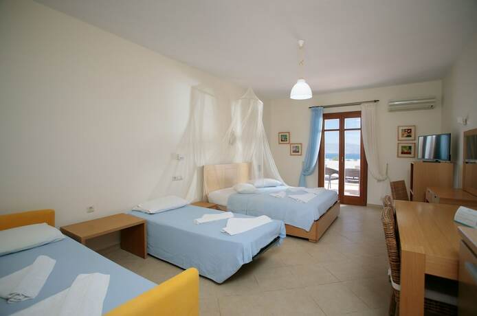 Imagen de la habitación del Hotel Margaritari. Foto 16