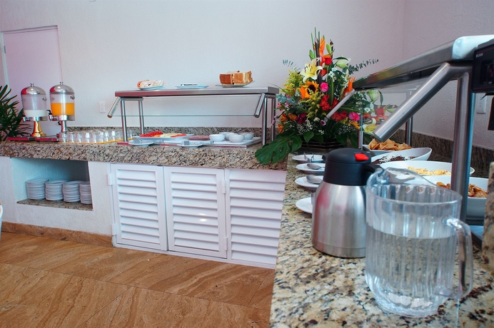 Imagen del bar/restaurante del Hotel Margaritas Cancun. Foto 3