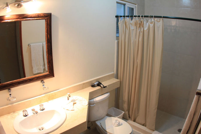 Imagen de la habitación del Hotel Margaritas Penthouse Condo. Foto 2