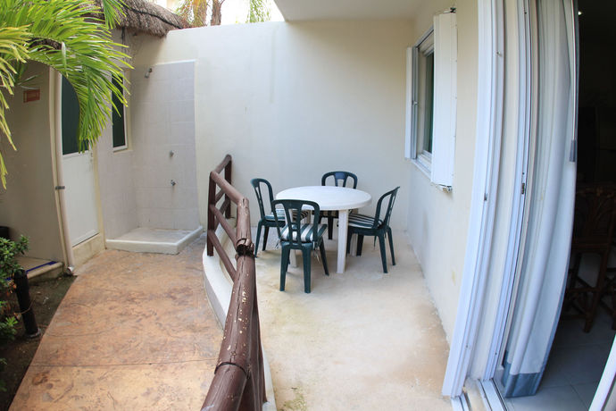 Imagen de los exteriores del Hotel Margaritas Penthouse Condo. Foto 11