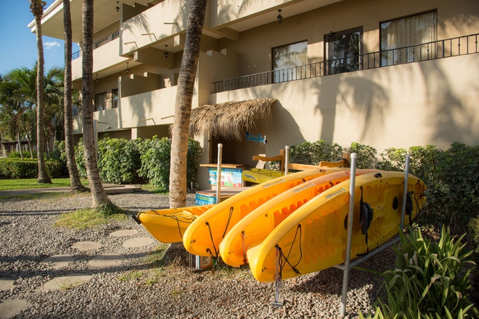 Imagen de los exteriores del Hotel Margaritaville Beach Resort Playa Flamingo. Foto 14