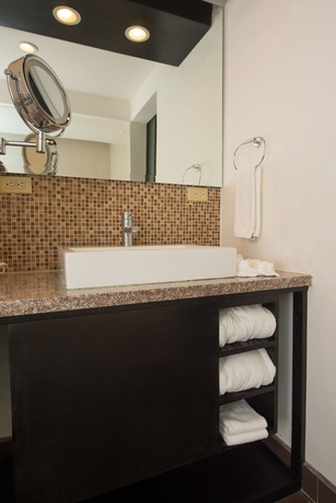 Imagen de la habitación del Hotel Margaritaville Beach Resort Playa Flamingo. Foto 13