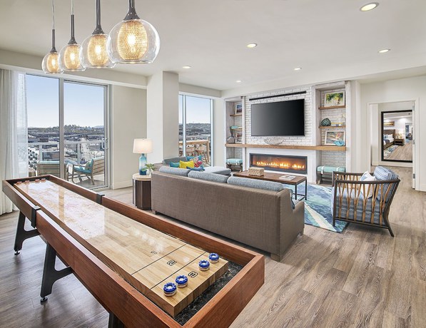 Imagen de los interiores del Hotel Margaritaville Nashville. Foto 17