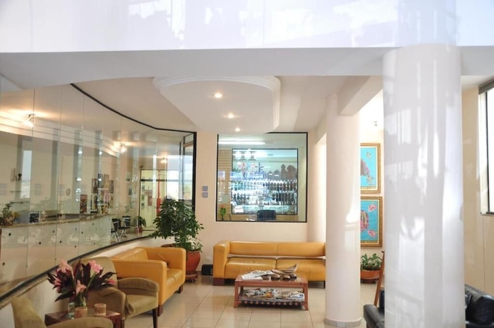 Imagen de los interiores del Hotel Marge. Foto 18