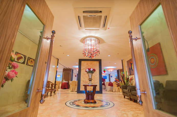 Imagen de los interiores del Hotel Margherita Plaza. Foto 13