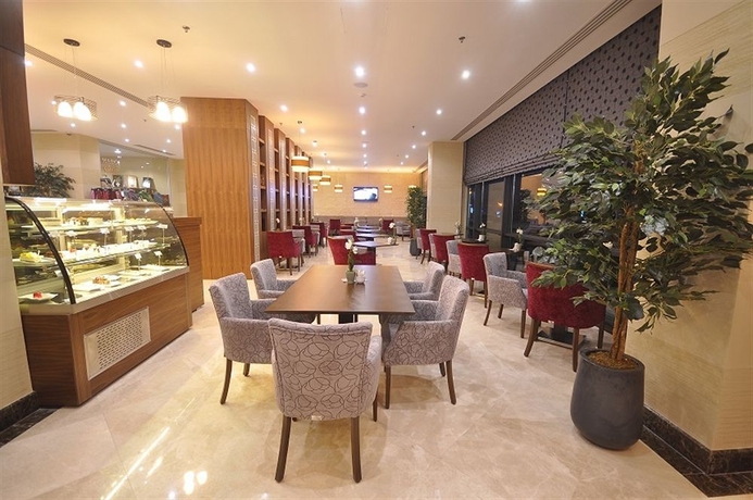 Imagen del bar/restaurante del Hotel Margi. Foto 3