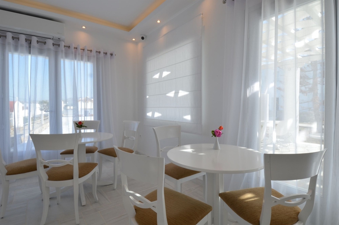 Imagen de los interiores del Hotel Margie Mykonos. Foto 12