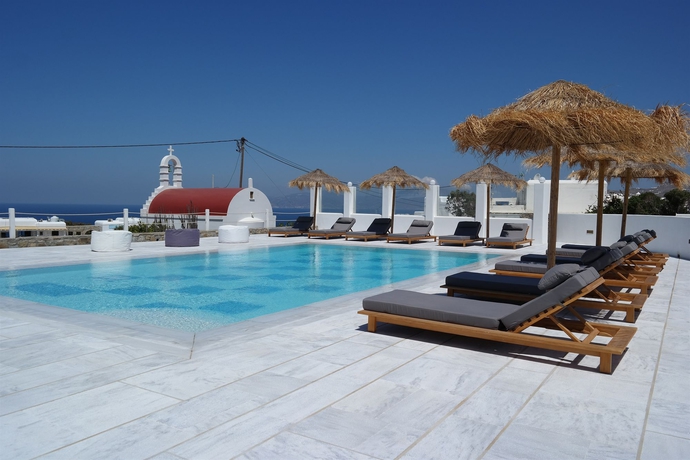 Imagen de la piscina del Hotel Margie Mykonos. Foto 14