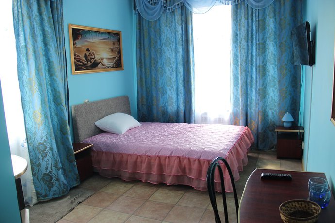 Imagen de la habitación del Hotel Margo. Foto 6