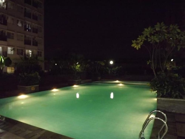Imagen de la piscina del Hotel Margonda Residence III. Foto 16
