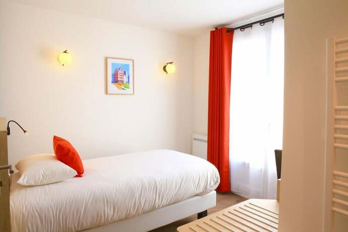 Imagen de la habitación del Hotel Marguerite d\'Anjou. Foto 20