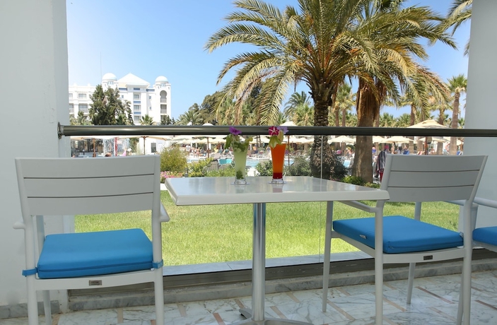 Imagen de la habitación del Hotel Marhaba Palace. Foto 11