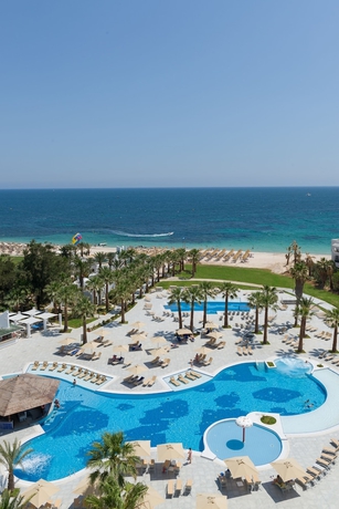 Imagen de la piscina del Hotel Marhaba Palace. Foto 19