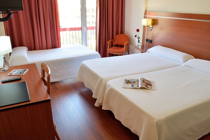 Imagen de la habitación del Hotel Mari Carmen, Guadix. Foto 3