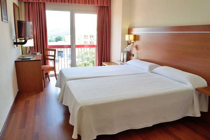 Imagen de la habitación del Hotel Mari Carmen, Guadix. Foto 9