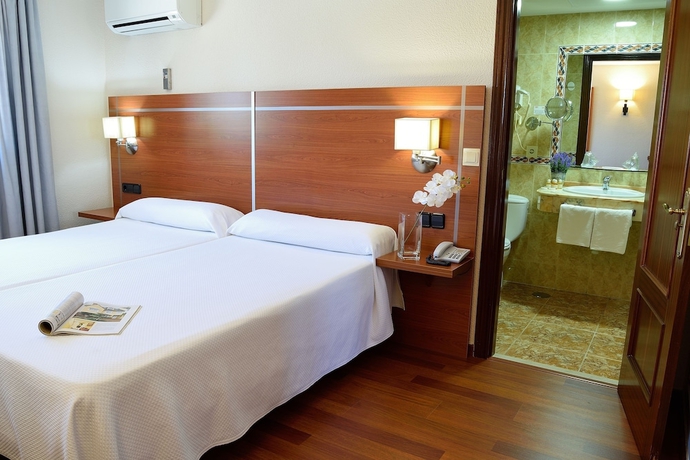 Imagen de la habitación del Hotel Mari Carmen, Guadix. Foto 10