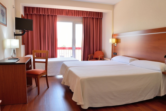 Imagen de la habitación del Hotel Mari Carmen, Guadix. Foto 14