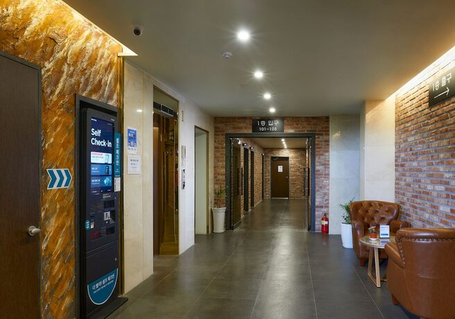 Imagen general del Hotel Mari, Wabu-eup. Foto 5