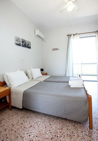 Imagen general del Hotel MariRena plaz. Foto 1