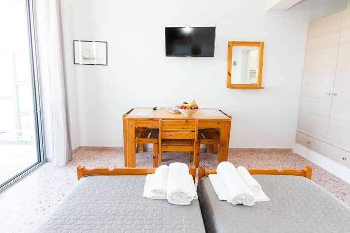 Imagen general del Hotel MariRena plaz. Foto 15